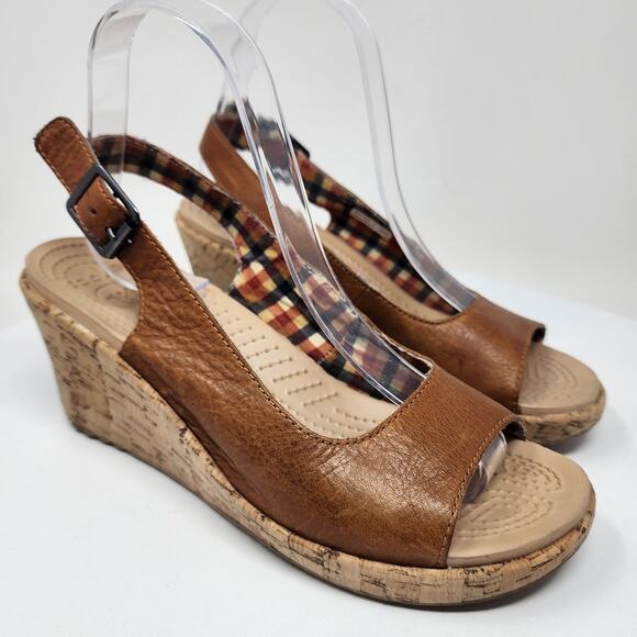 Crocs A-Leigh Slingback Wedge Sandals Women 7 Brown Leather Buckle Cork 11848 - Picture 1 of 11